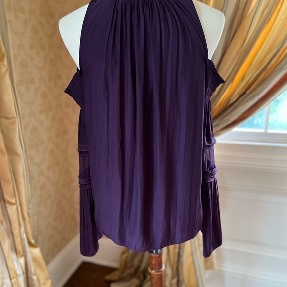 RAMY BROOK PLUM SILK V-neck Cold Shoulder sheer detail & bell sleeve top XS - Picture 3 of 8